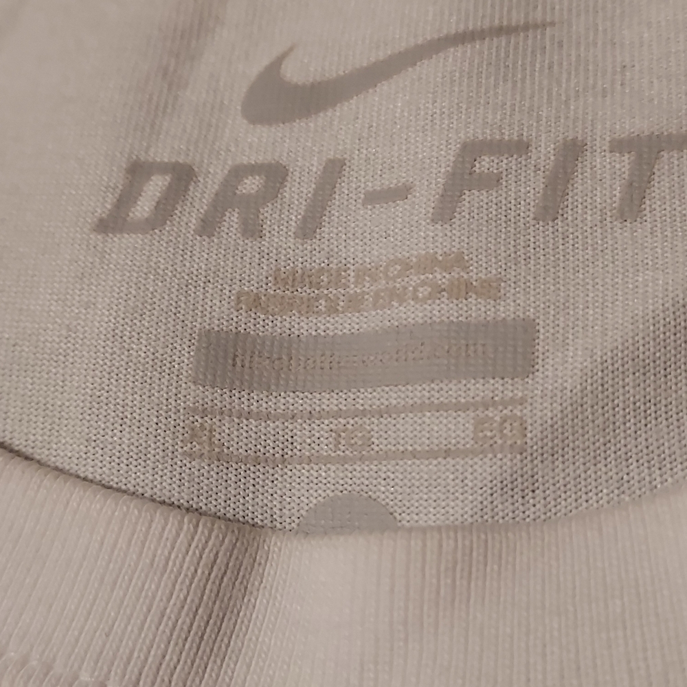 New XL--LeBron James!!!!! Dri-Fit